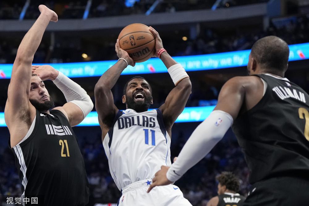 球员们的投 球员们的投