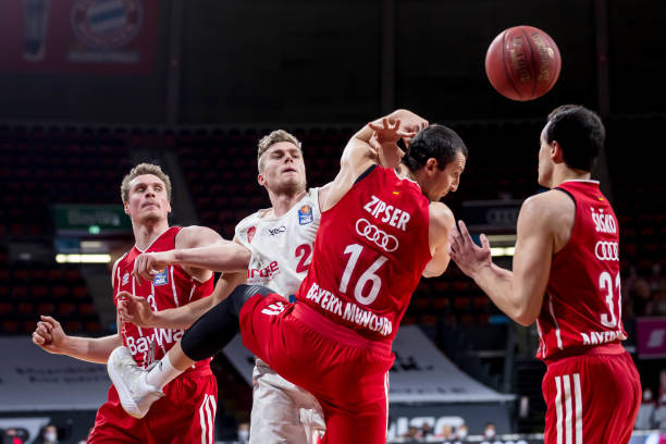 新华社通过 新华社通过