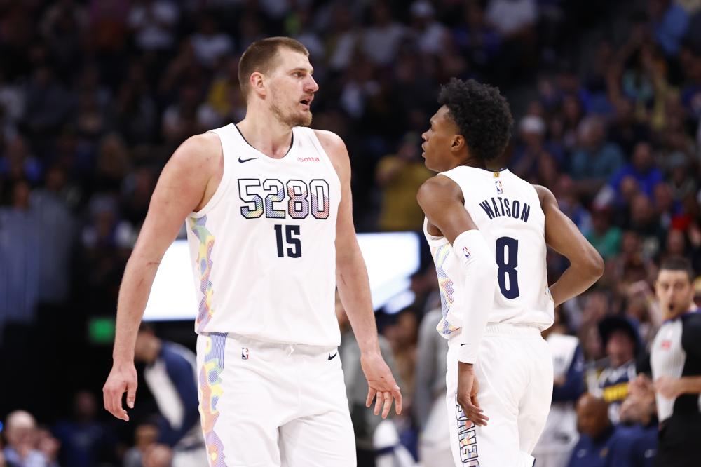 携手迈向冰 携手迈向冰