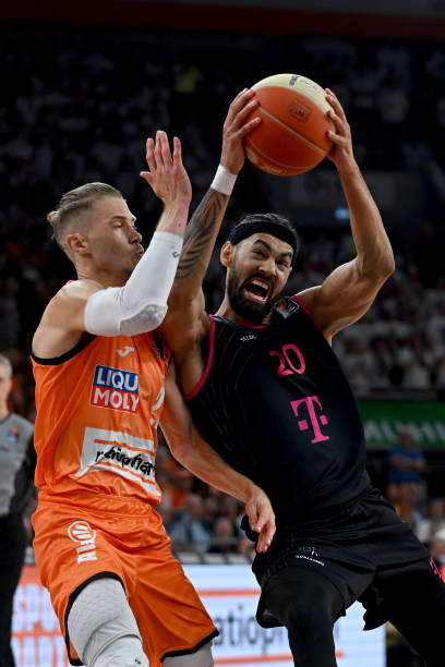 家族纠葛和 家族纠葛和