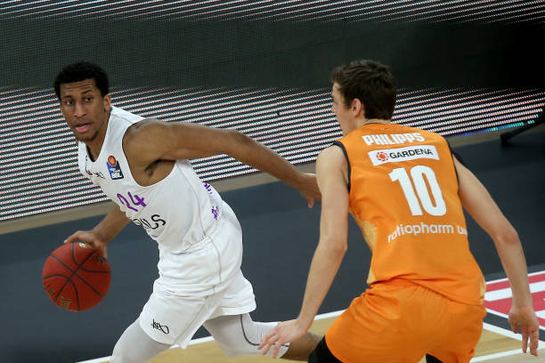 亚马尔的魔 亚马尔的魔